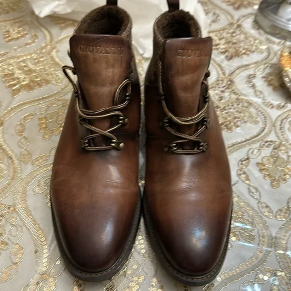 GIOVANNI MENS BOOTS SIZE 12 like NEW CONDITION - Picture 1 of 12